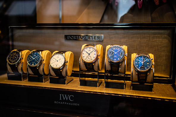 Time Flies: 9 Historic IWC Pilot's Watches | WatchTime - USA's No.1 Watch  Magazine